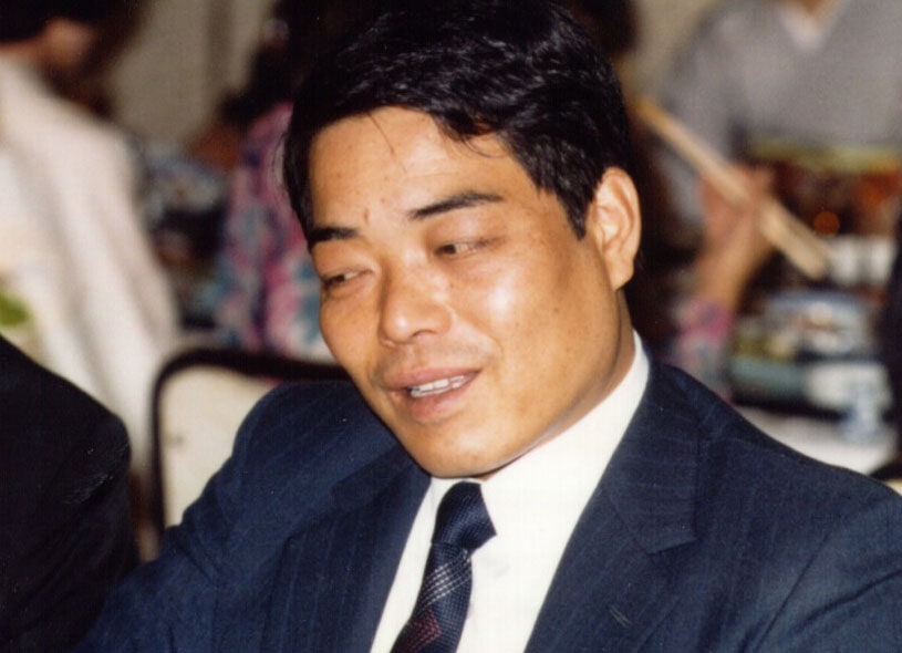 View the biography of Yoshiteru Tsuji