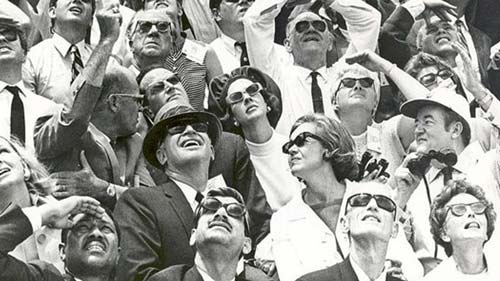 Apollo10-spectators-16x9.jpg