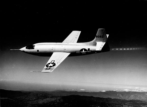 bell_x-1_in_flight.jpg