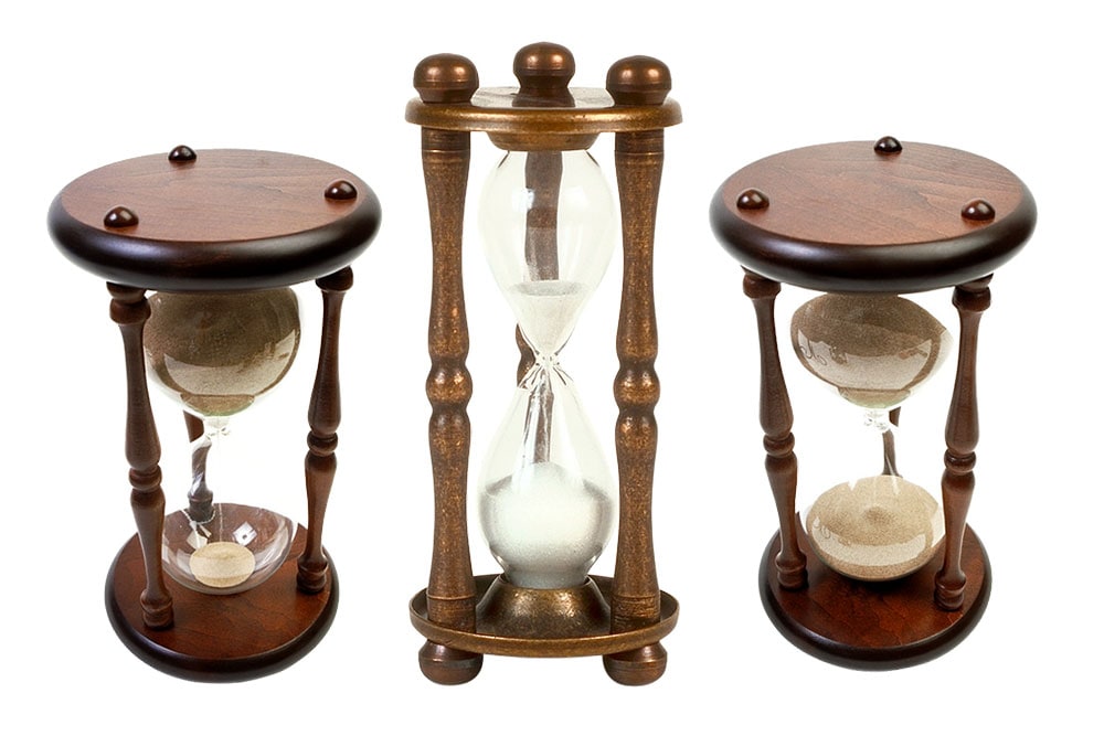 Hourglass urns