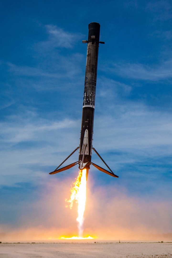 SpaceX-Transporter-Full-4-1365x2048.jpg