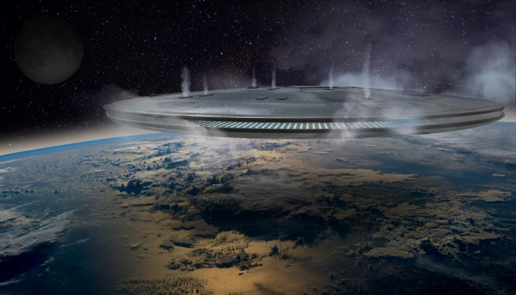 alien spacecraft and earth