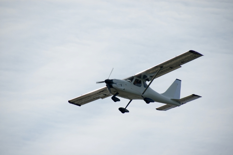 small plane scattering ashes