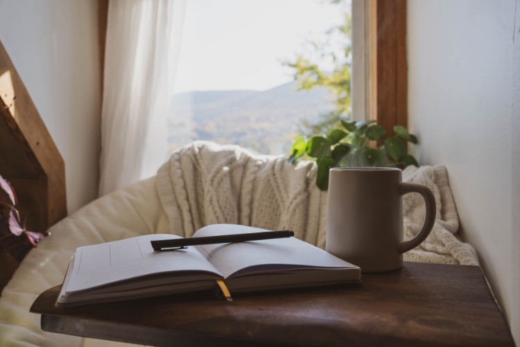 Healing through journaling during the grieving process